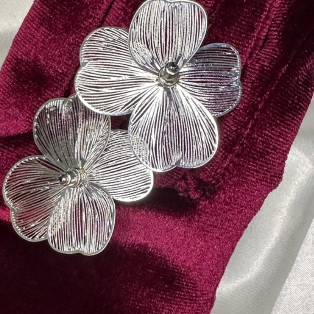 Flora Silver and White Butterfly Earrings with Shimmering Design - Picture 7 of 9